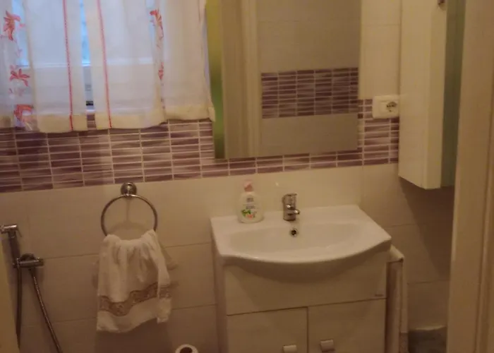Homestay szállás Casa - House Xavier Una Casa Famigliare , Dame Entra Solo Chi A Un Bel Cuore , Non'e Il L'intero Alloggio Solo Stanze E Bagno *
